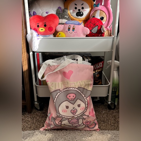 XL Sanrio Lucky Bag - Picture 3 of 7